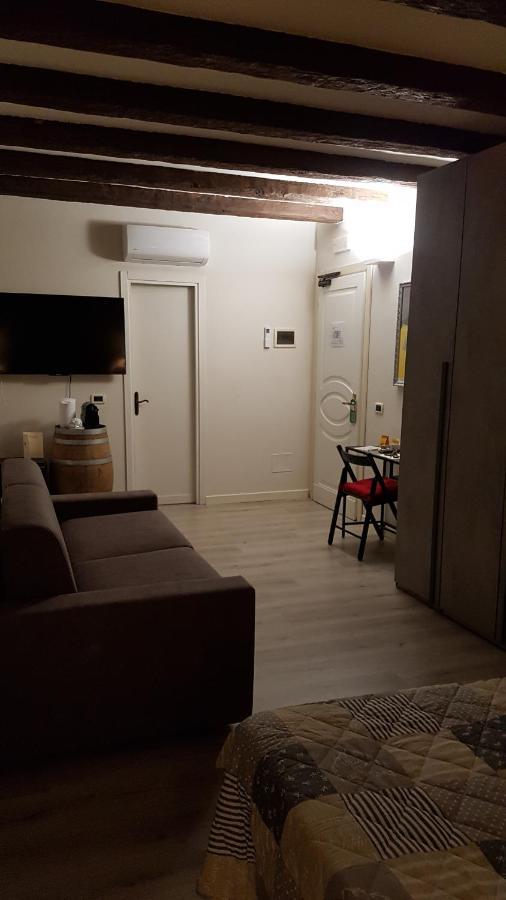 Ristorante Albergo Corona 노비리구레 외부 사진